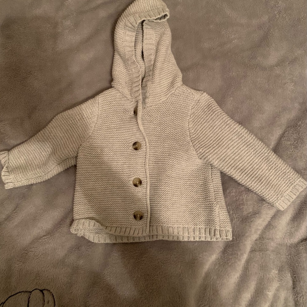 Gray sweater